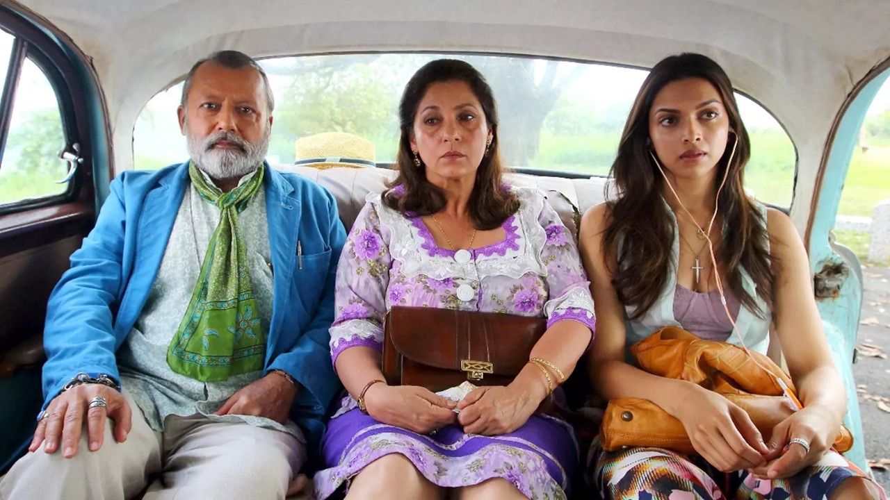 Finding Fanny: When Dimple Kapadia 'Couldn't Take Her Eyes Off' Deepika Padukone (Image Credit: IMDb)