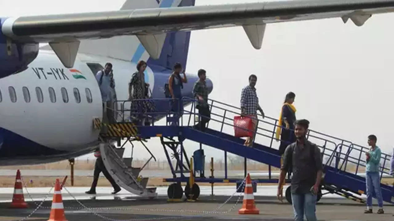 Plane Boarding (Photo: BCCL)