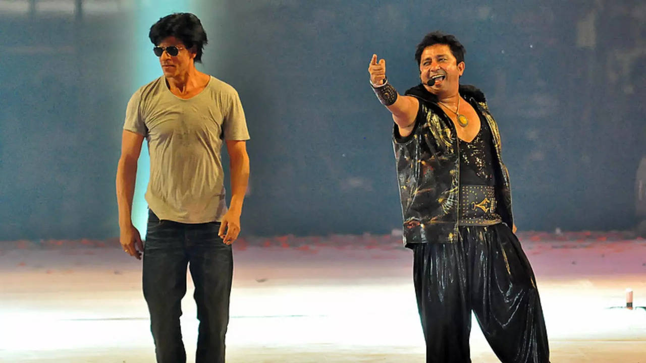 Sukhwinder Singh Recalls A R Rahman Giving His Father's Harmonium, Reveals Why People Associate Him With Shah Rukh Khan