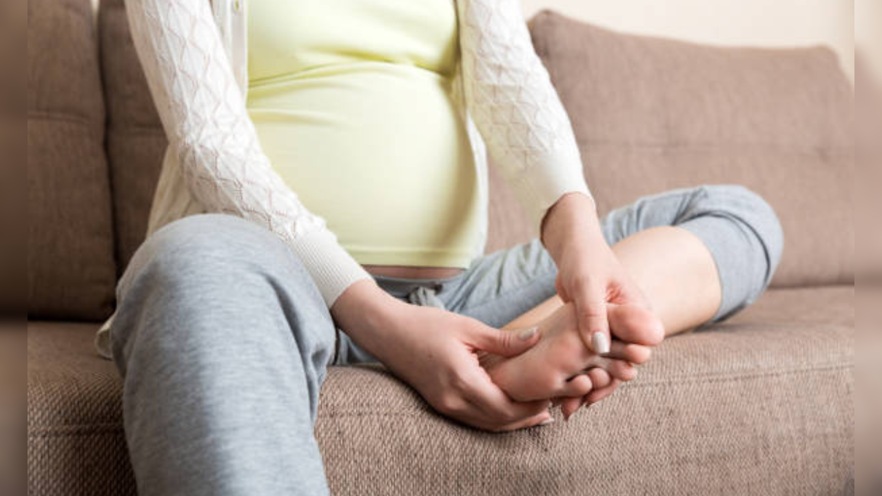 is foot massage safe during pregnancy