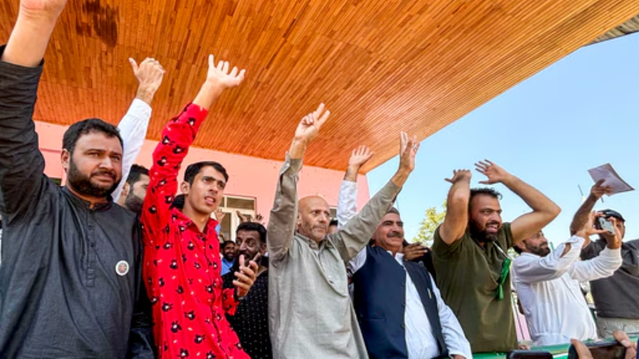 Baramulla MP Engineer Rashid during a public meeting ahead of J&K Assembly elections, in Anantnag