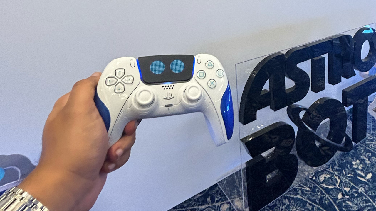 Astro Bot Limited Edition PS5 DualSense controller