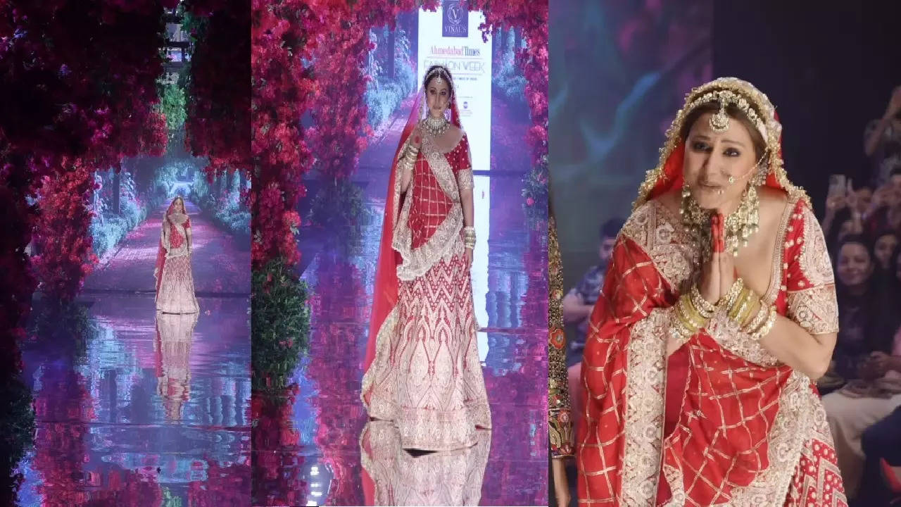 hina khan ramp walk video