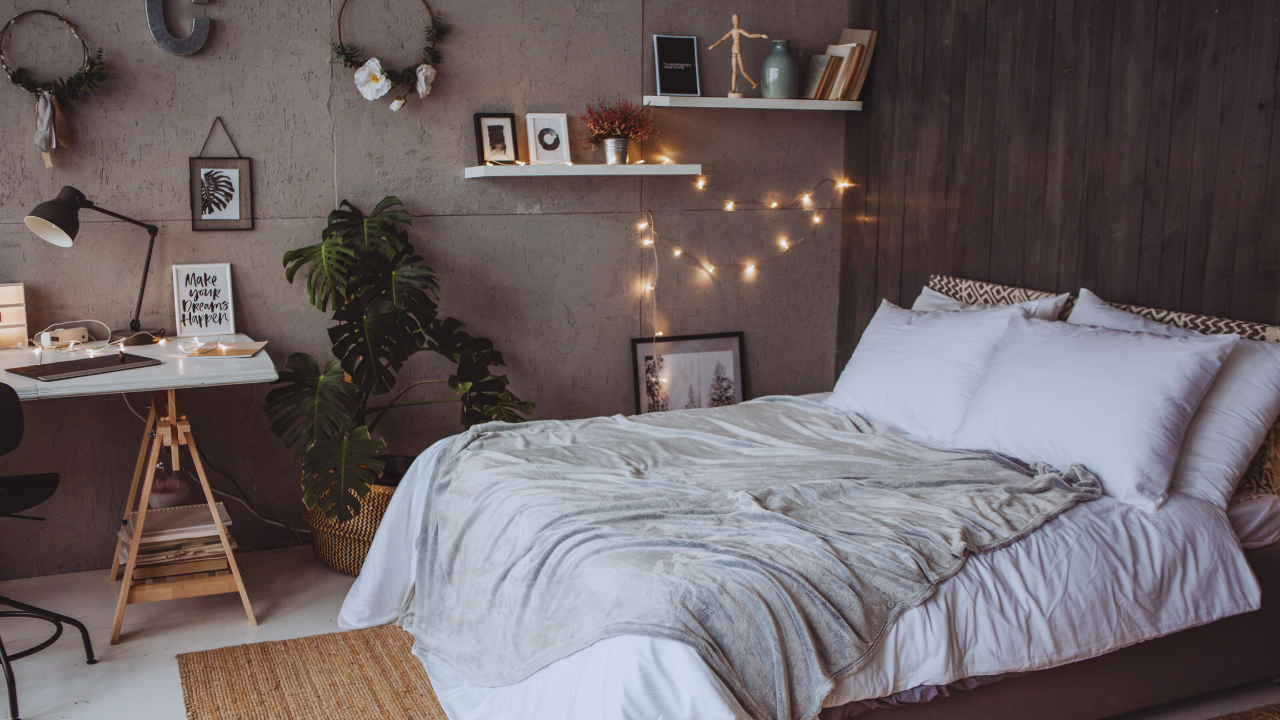 Tips to Declutter Your Bedroom