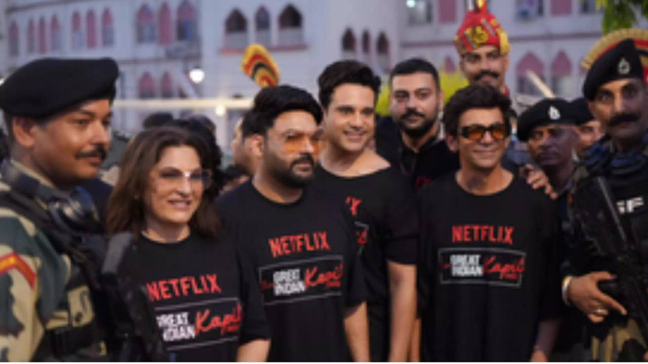 Kapil Sharma And Cast Of The Great Indian Kapil Show Visits Attari-Wagah Border