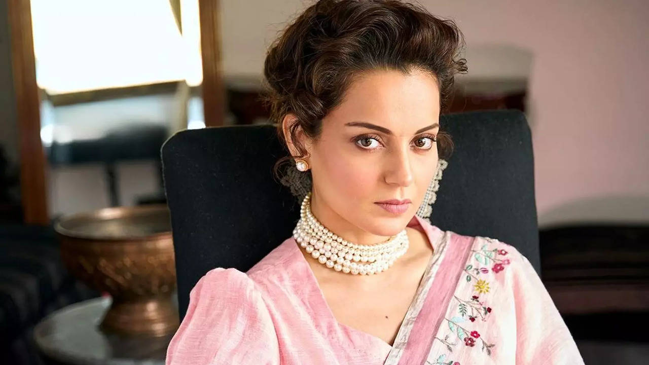 Kangana Ranaut Calls CBFC 'Redundant Body', Demands OTT Censorship As Emergency Awaits Certification (Image Credits: Instagram/@kanganaranaut)