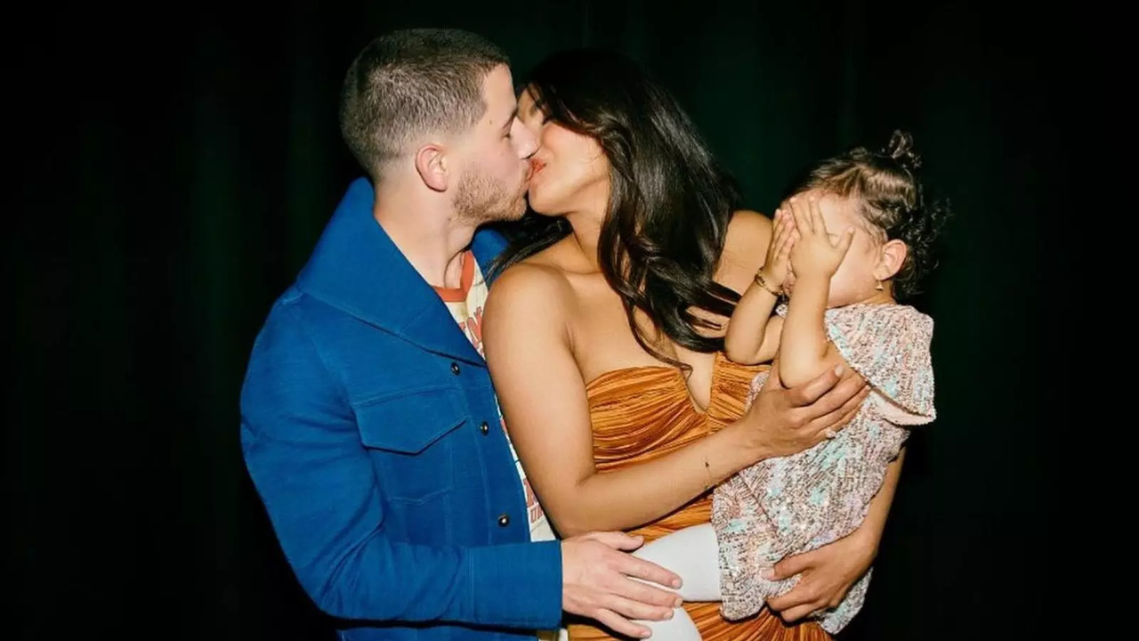 Priyanka Chopra Gives Birthday Boy Nick Jonas A Kiss As Daughter Malti Closes Her Eyes Cutely. See Romantic Pics