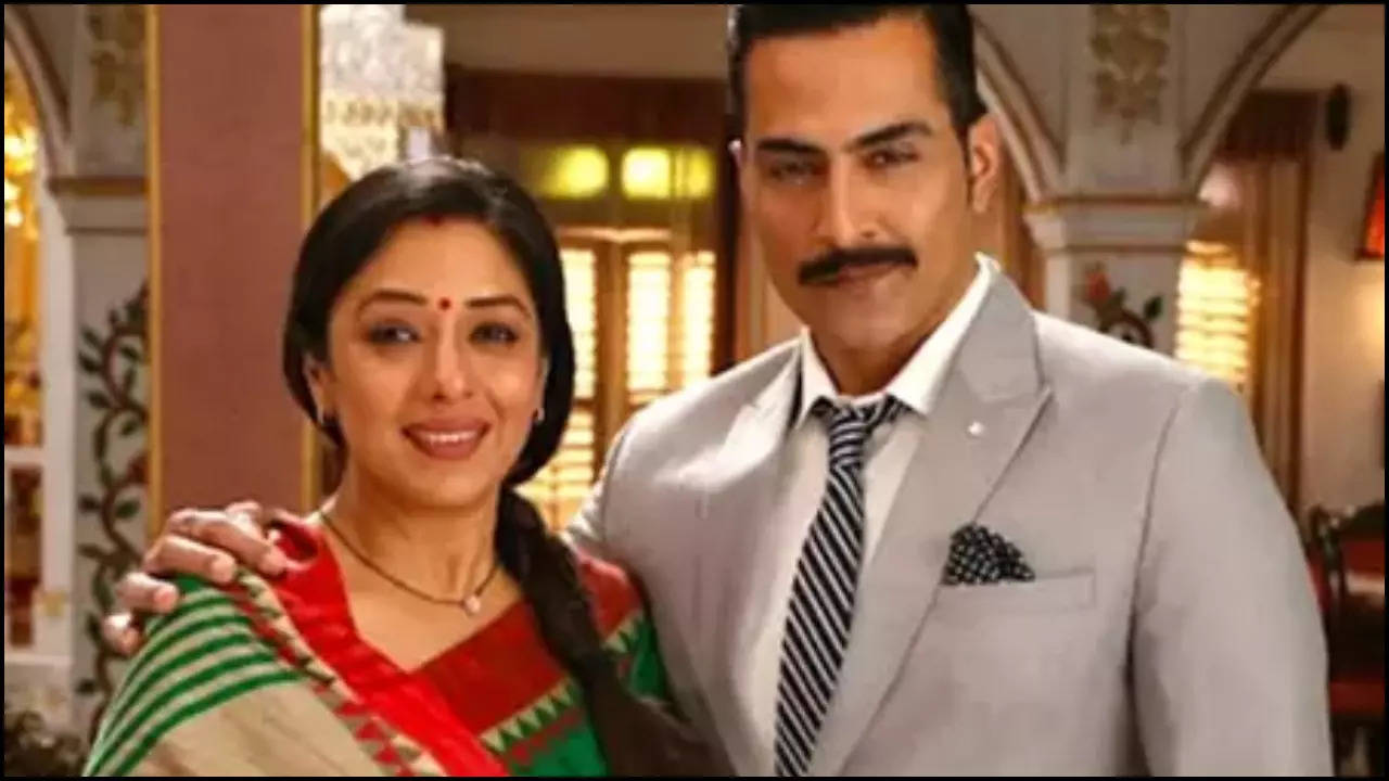 Anupamaa's Rupali Ganguly REFRAINS From Talking About Sudhanshu Pandey Post His Exit