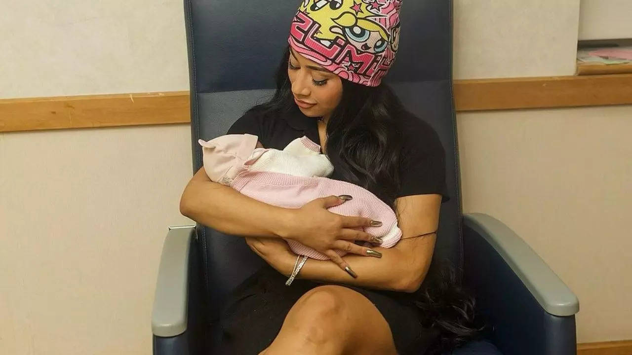 Cardi B Is Working Out 10 Days After Giving Birth: 5 Postpartum Exercise For Women