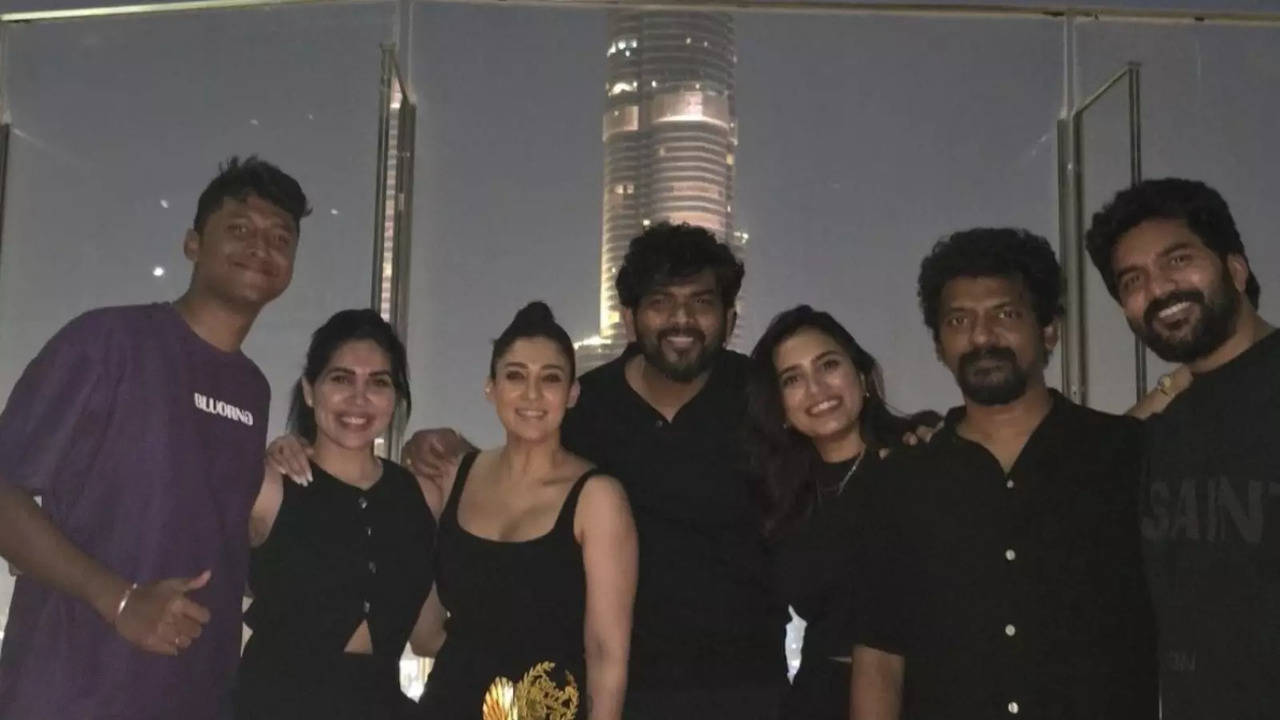 Nayanthara hosts birthday bash for Vignesh Shivan