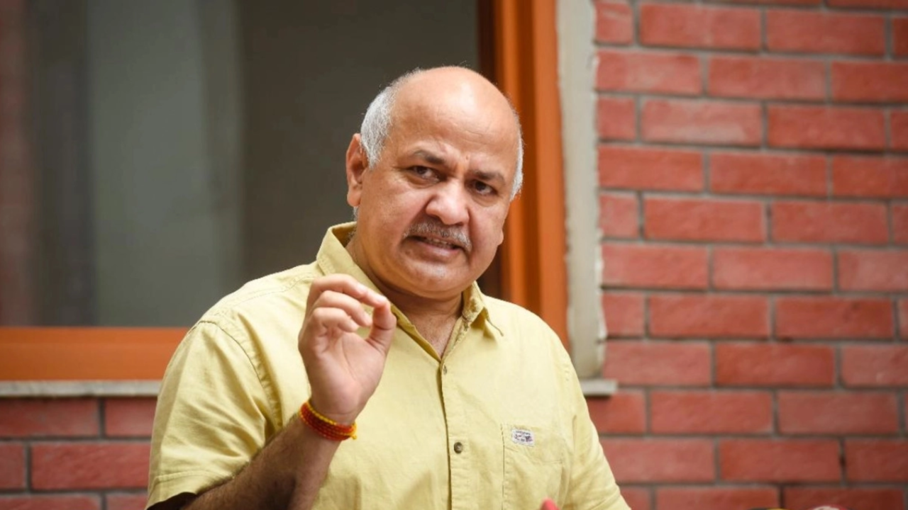 Manish Sisodia Interacts with Government School Teachers During Happiness Programme