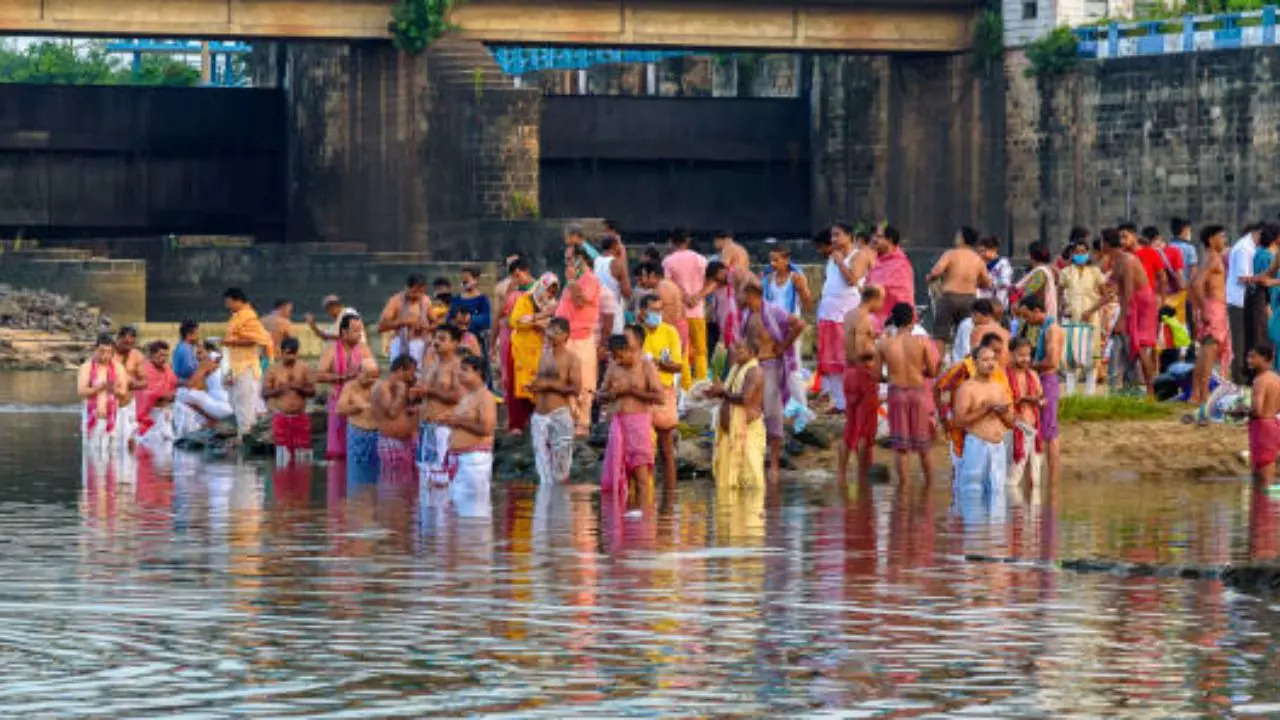 Check The Date And Rituals You Should Follow​ On Mahalaya