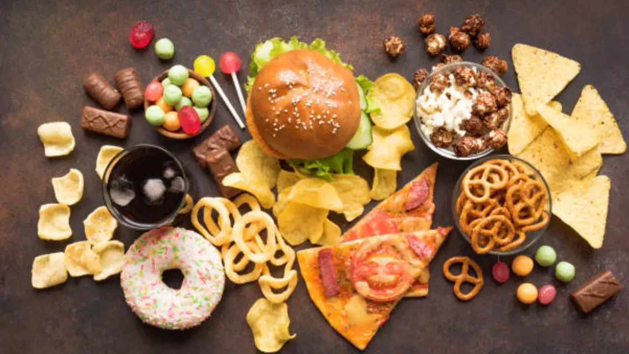 Junk Food Snacking Linked To Memory Loss And Stroke Risk: Study