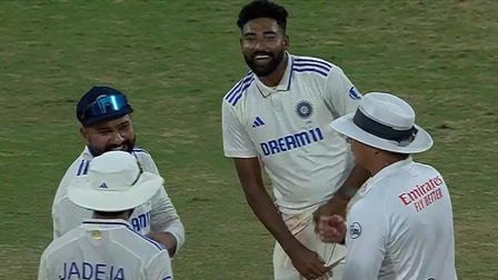 IND vs BAN Rohit Sharmas Reply to Mohammed Siraj Goes Viral After He Offers to Bowl Off Spin on Day 3 WATCH