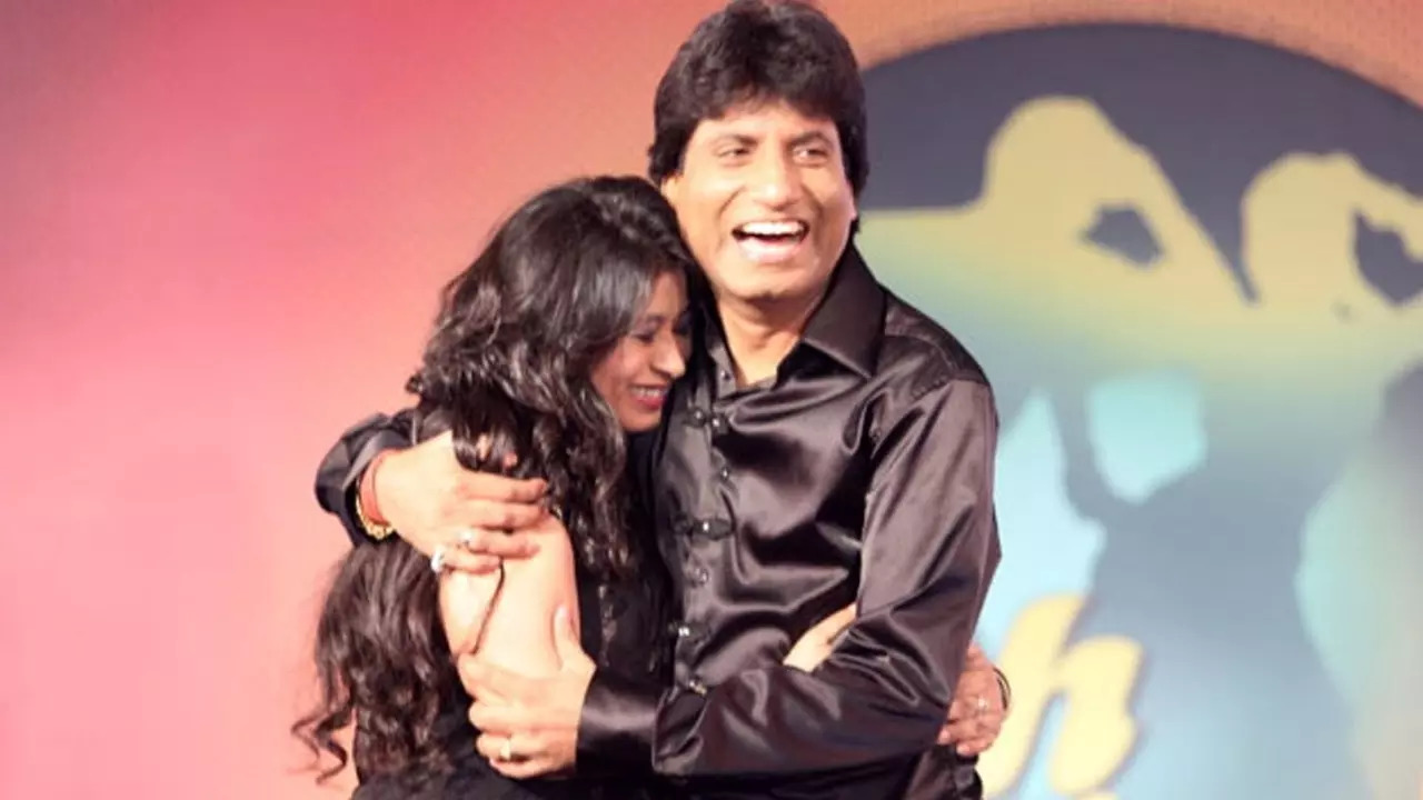 Raju Srivastav's Wife Shikha Says 'Life Bahot Gadbad Chal Rahi Hai', Gets Emotional On 2nd Death Anniversary