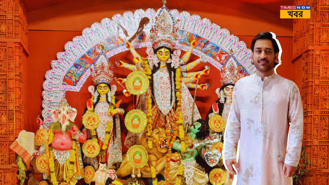 MS Dhoni Durga Puja