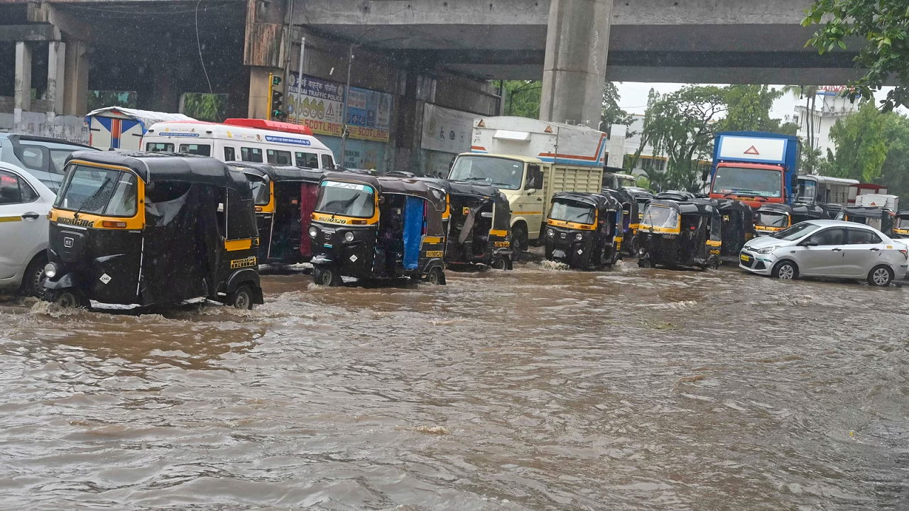 School Holiday Today Highlights Schools Closed in Over 7 Districts of UP and Some Parts of Uttarakhand Due to Heavy Rainfall