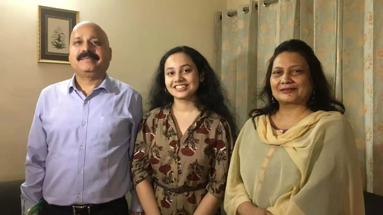 UPSC Topper Tina Dabi and Ria Dabi's Mother had Also Cracked UPSC, Gave Up Her IES Post Because...