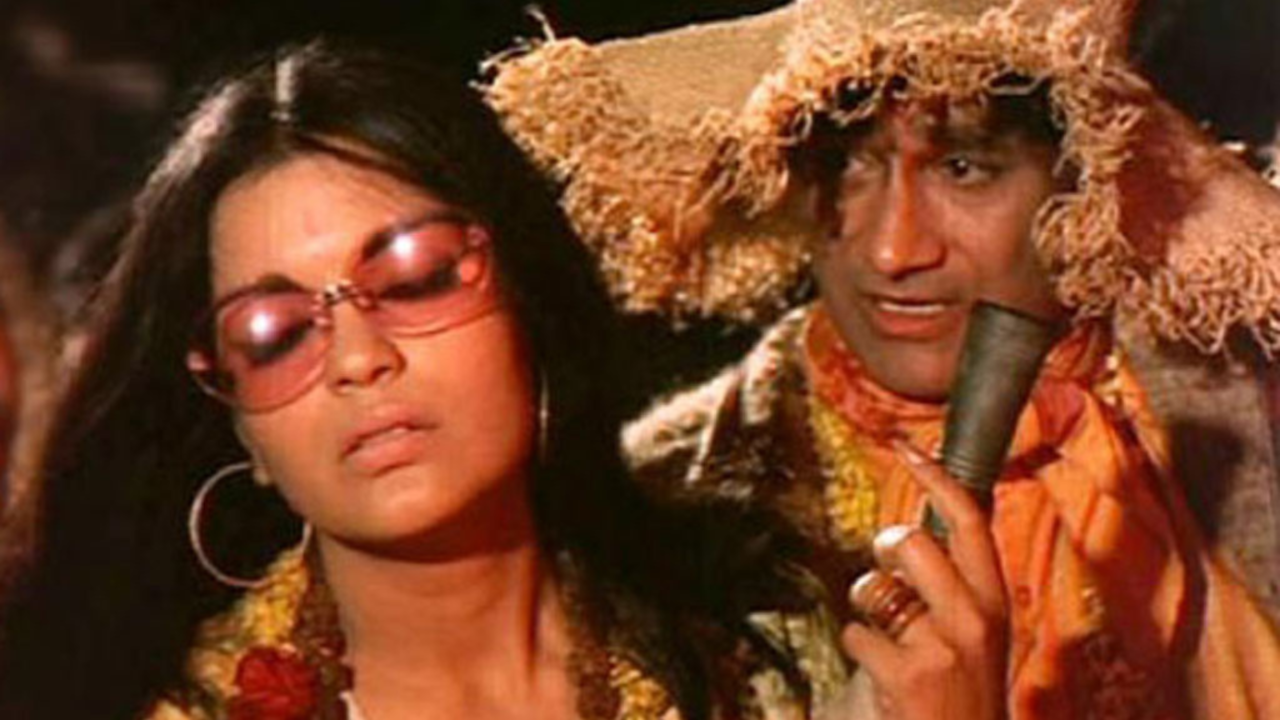 Throwback: When Dev Anand Wanted To Do Sequel To Hare Rama Hare Krishna