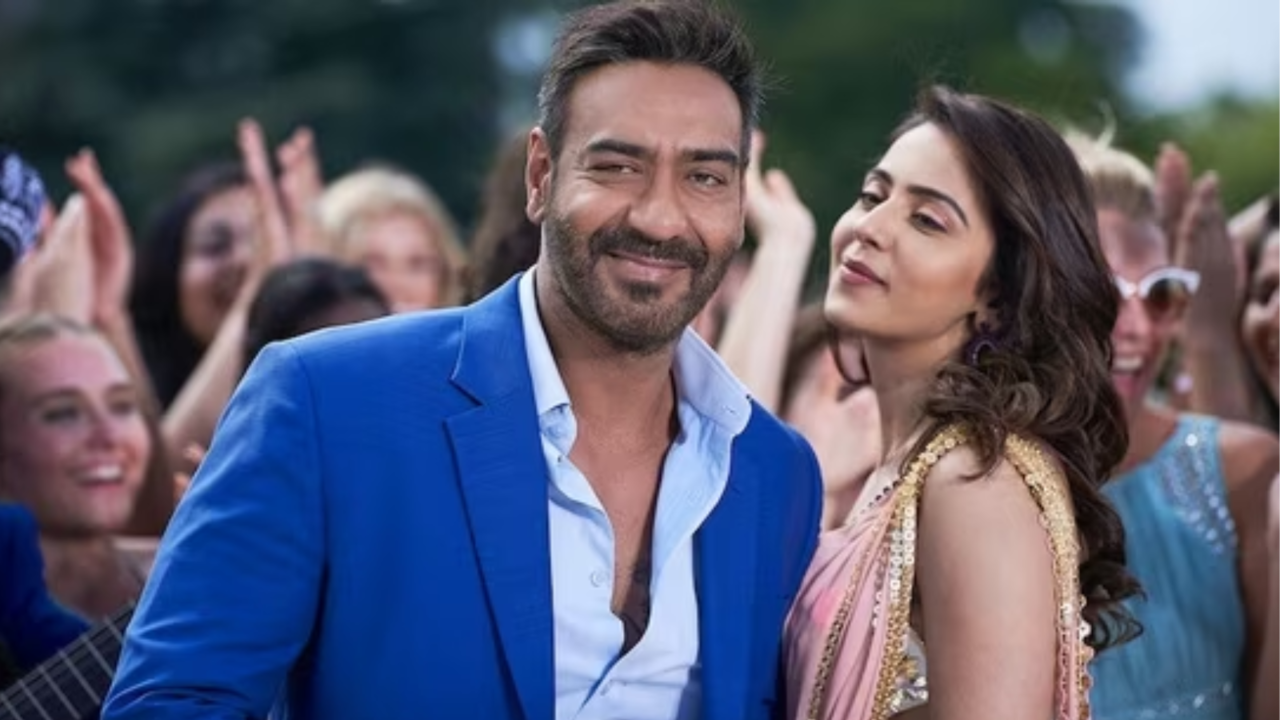 ​Ajay Devgn, Rakul Preet Singh’s De De Pyaar De Shoot Halted: Report​ (Image Credit: Instagram)