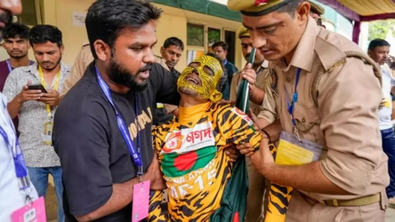 Was Bangladesh Fan Robi Heckled By Fans In Kanpur During IND vs BAN 2nd Test