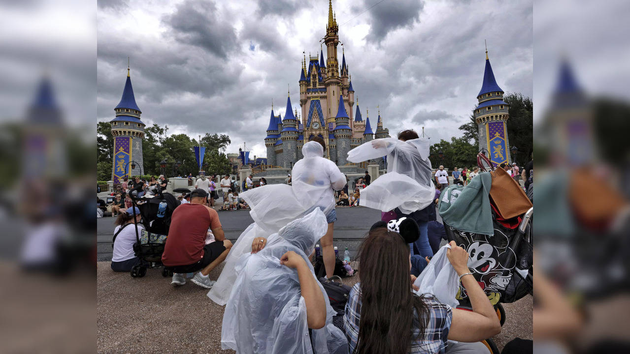 California Woman Decides To Sue Disneyland After Children Not Allowed To Enter