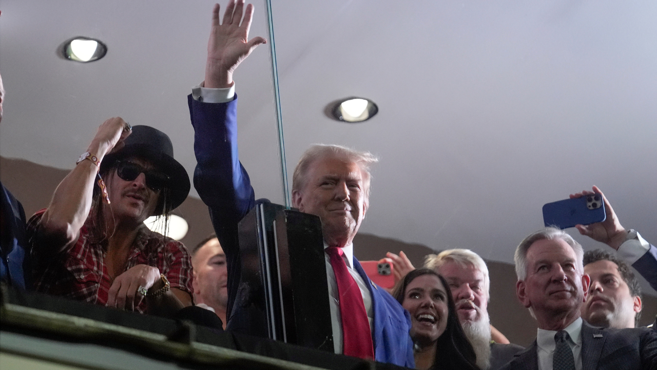 Donald Trump at the Alabama vs Georgia game