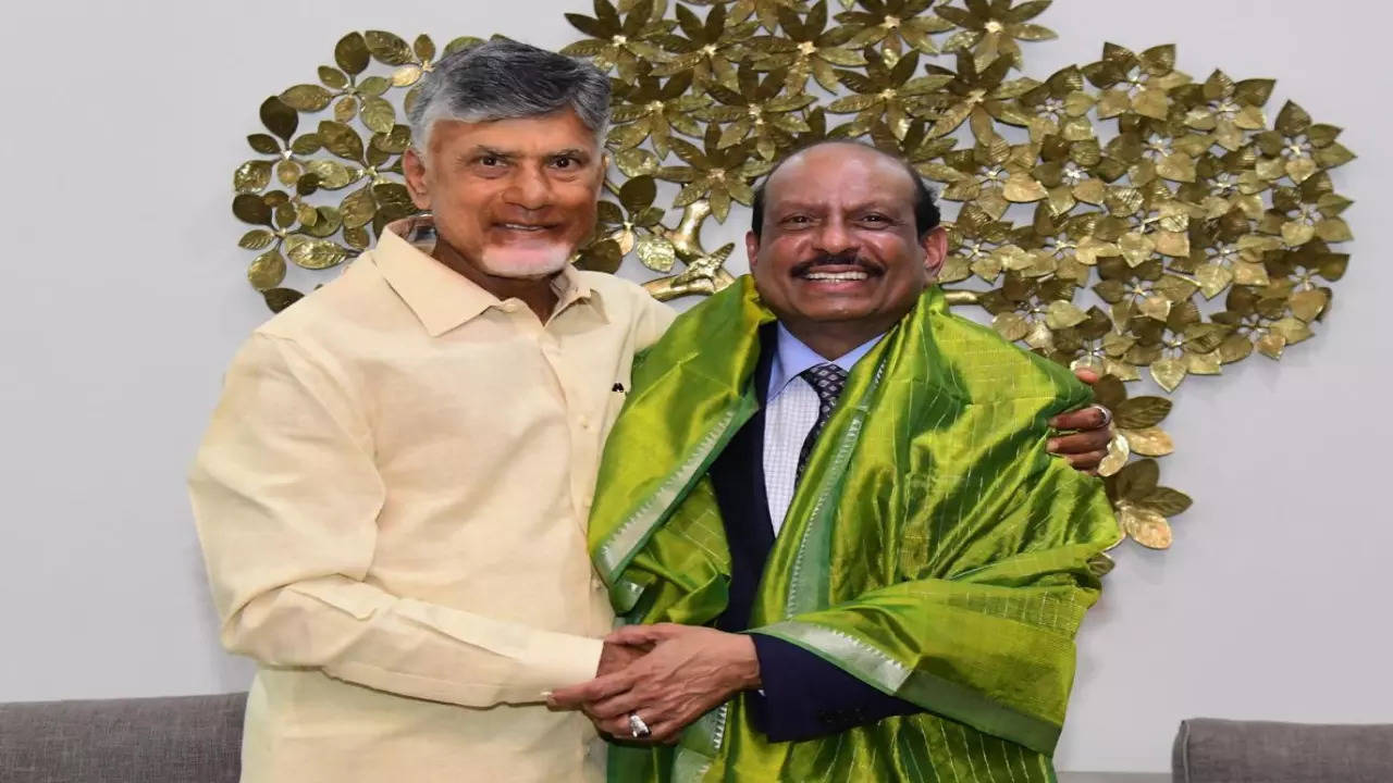 Lulu Group Yusuff Ali meets Chandrababu naidu