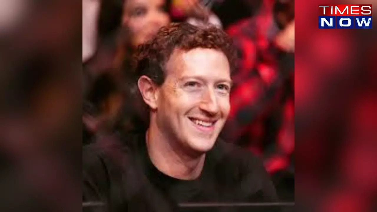 Mark Zuckerberg, Mark Zuckerberg net worth, Mark Zuckerberg income, Mark Zuckerberg salary, Mark Zuckerberg meta, meta ceo salary, meta ceo income, facebook