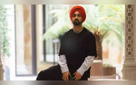 Diljit Dosanjh Introduces Mother At Concert Old Video On Lonely Childhood Resurfaces