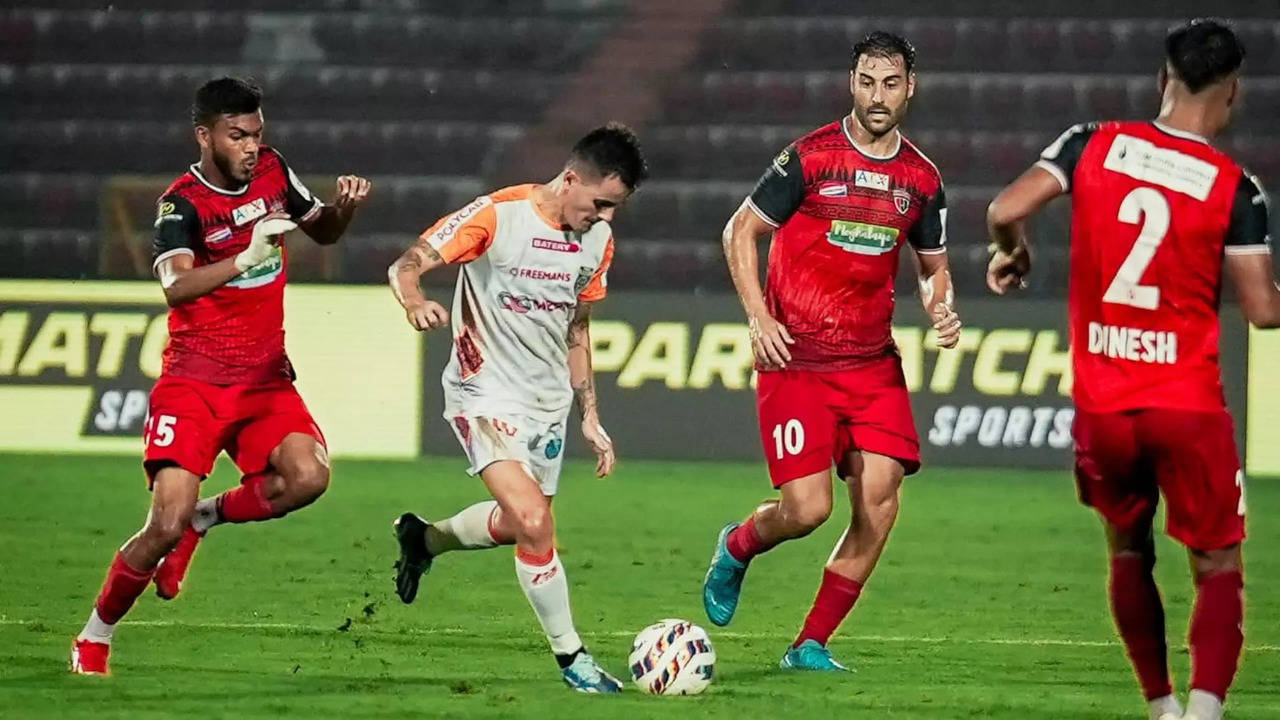 isl 2024-2025 kerala blasters vs north east united match result