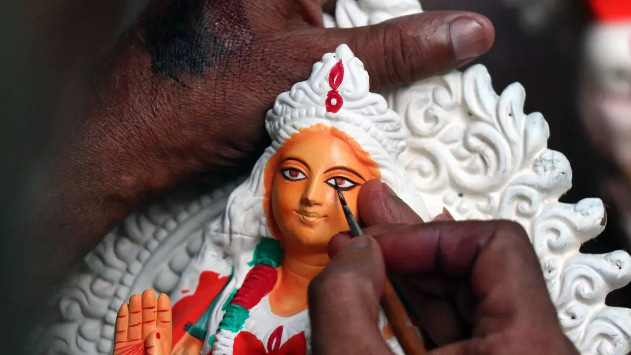 Kumartuli: The Potter’s Colony In Kolkata Where Maa Durga Comes Alive Each Year. Credit: Canva