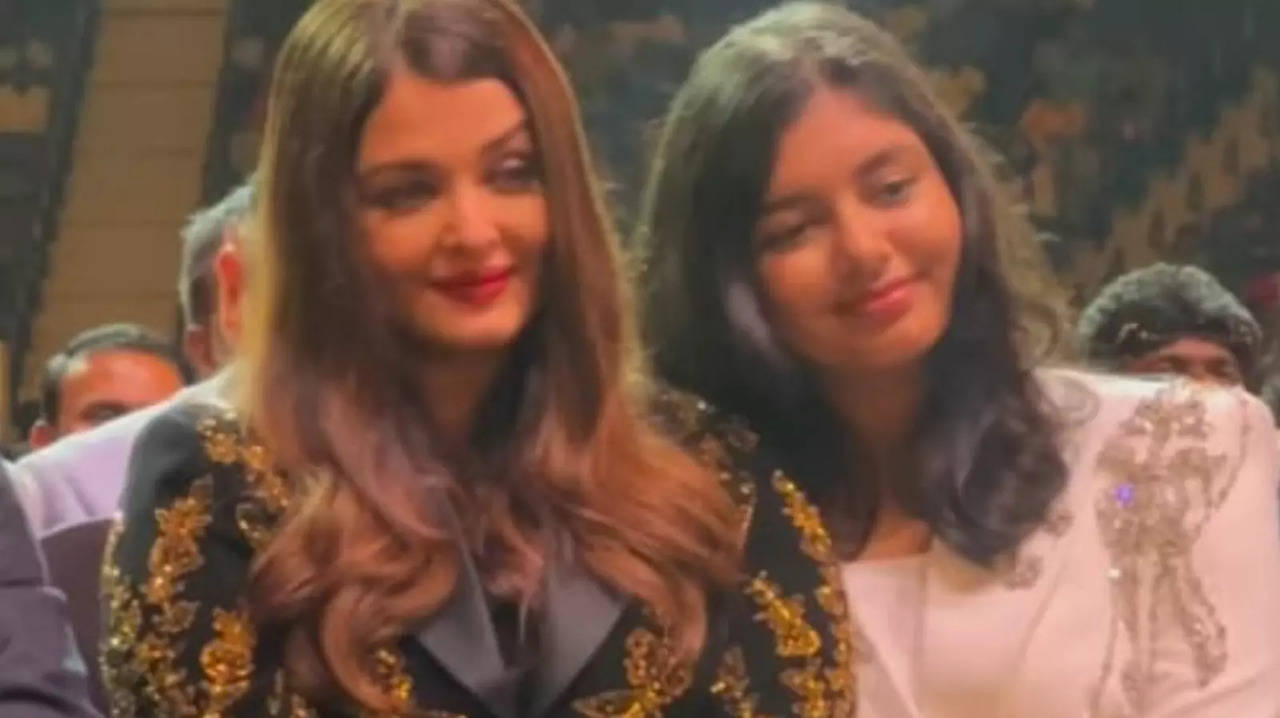 Aishwarya Rai Goes 'Not Gonna Sit And Advise...' As She Talks About Raising Daughter Aaradhya