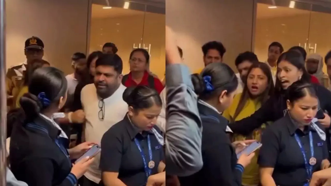 IndiGo 2236 passengers get furious over a three-hour flight delay. | Courtesy: Rattan Dhillon