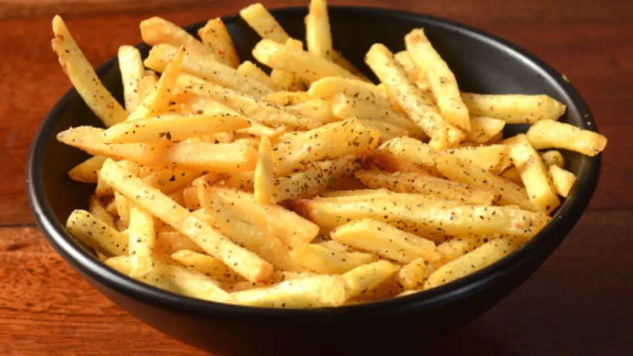 Eating French Fries Is Worse Than Smoking Cigarettes Warns Leading Cardiologist