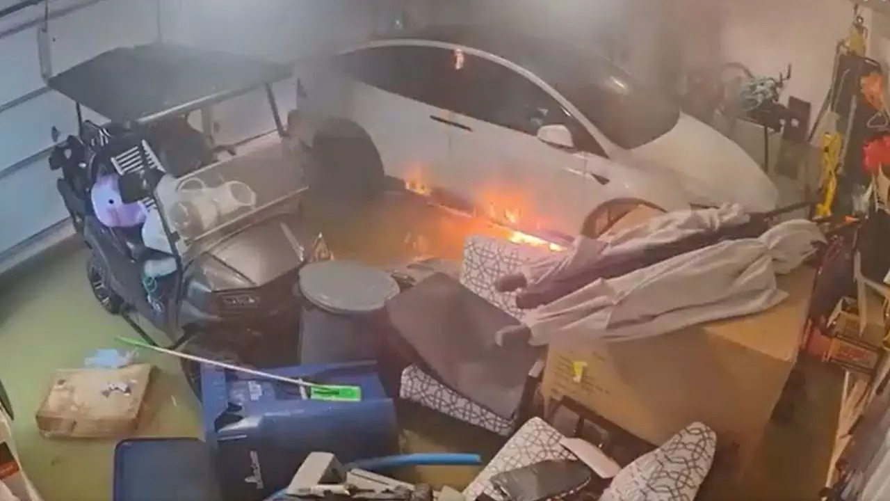 Tesla fire Florida garage