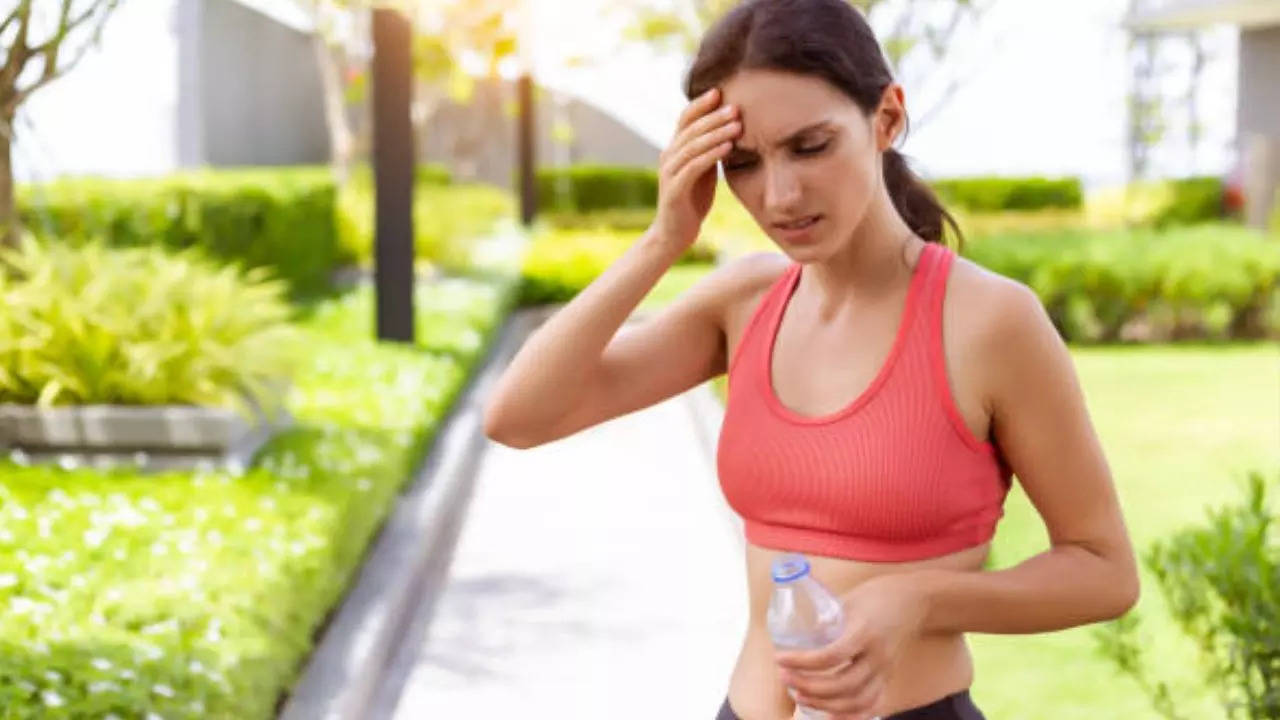 Can Dehydration Cause Headaches? Symptoms To Watch Out For