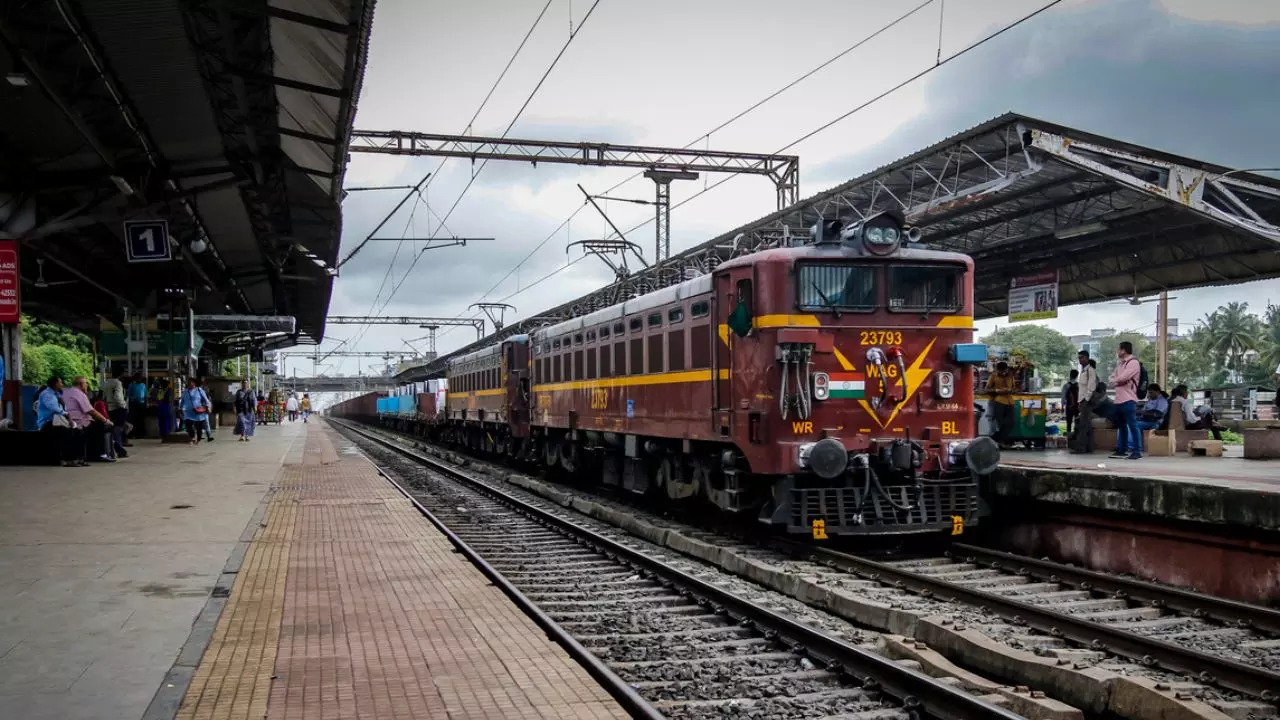 Indian Railways Special Trains For Navratri, Diwali And Other Festivals ...