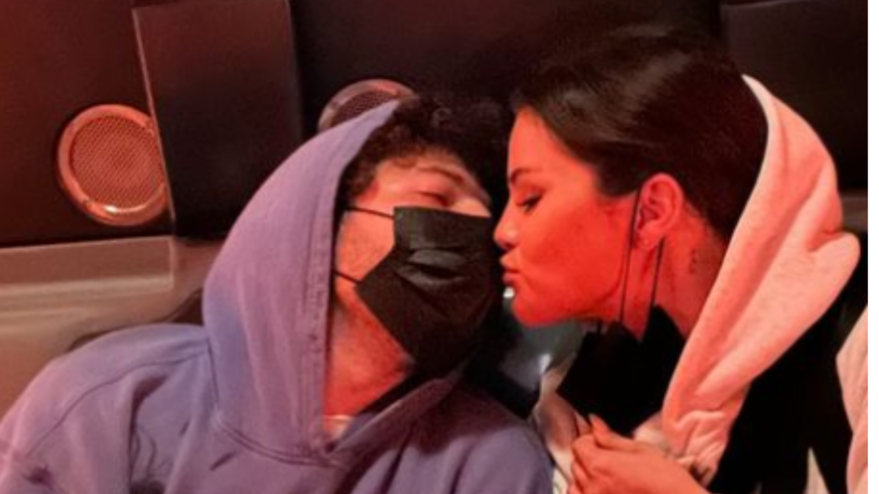 Selena Gomez Enjoys Romantic Weekend At Disneyland With Boyfriend Benny Blanco