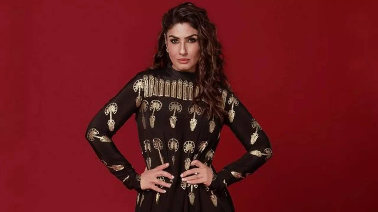 Court directs Mumbai cops to enquire reporter's defamation plaint against actor Raveena Tandon