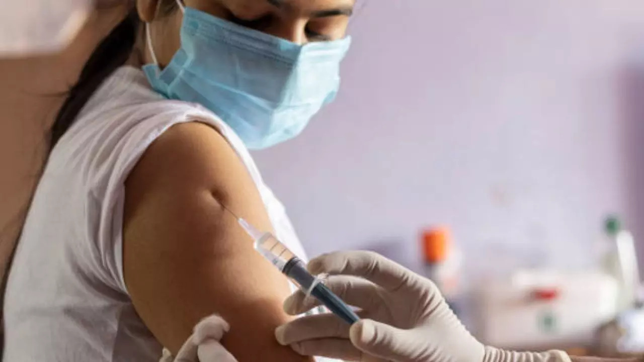 COVID-19 Vaccine Reduces Risk Of Heart Complications Linked To The Virus: Study