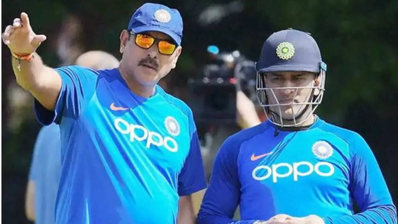 Name One Wicketkeeper Who...: Ravi Shastri Makes BOLD Statement; Get Epic MS Dhoni Reply