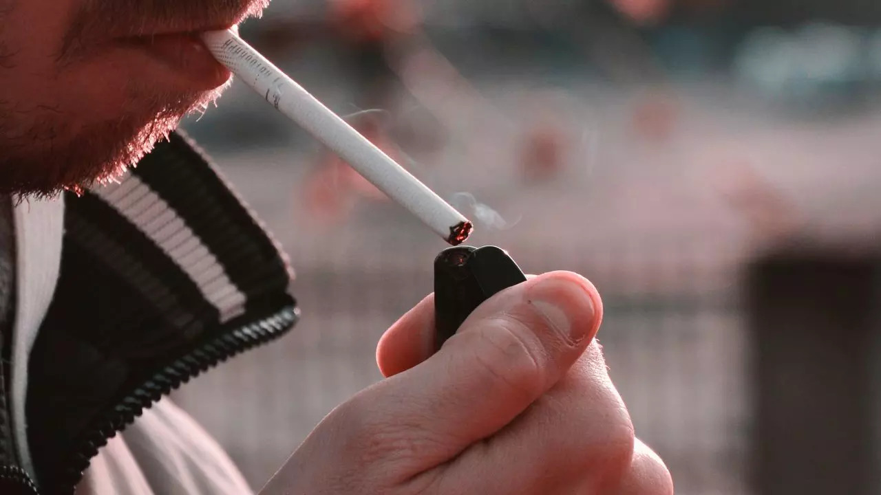 ​Cutting Down Smoking Could Increase Men’s Life Expectancy By A Year