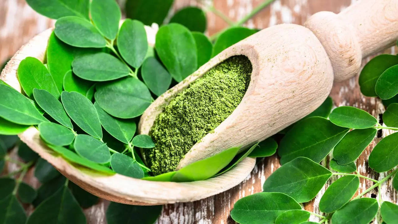 Know The Health Benefits Of Moringa Powder