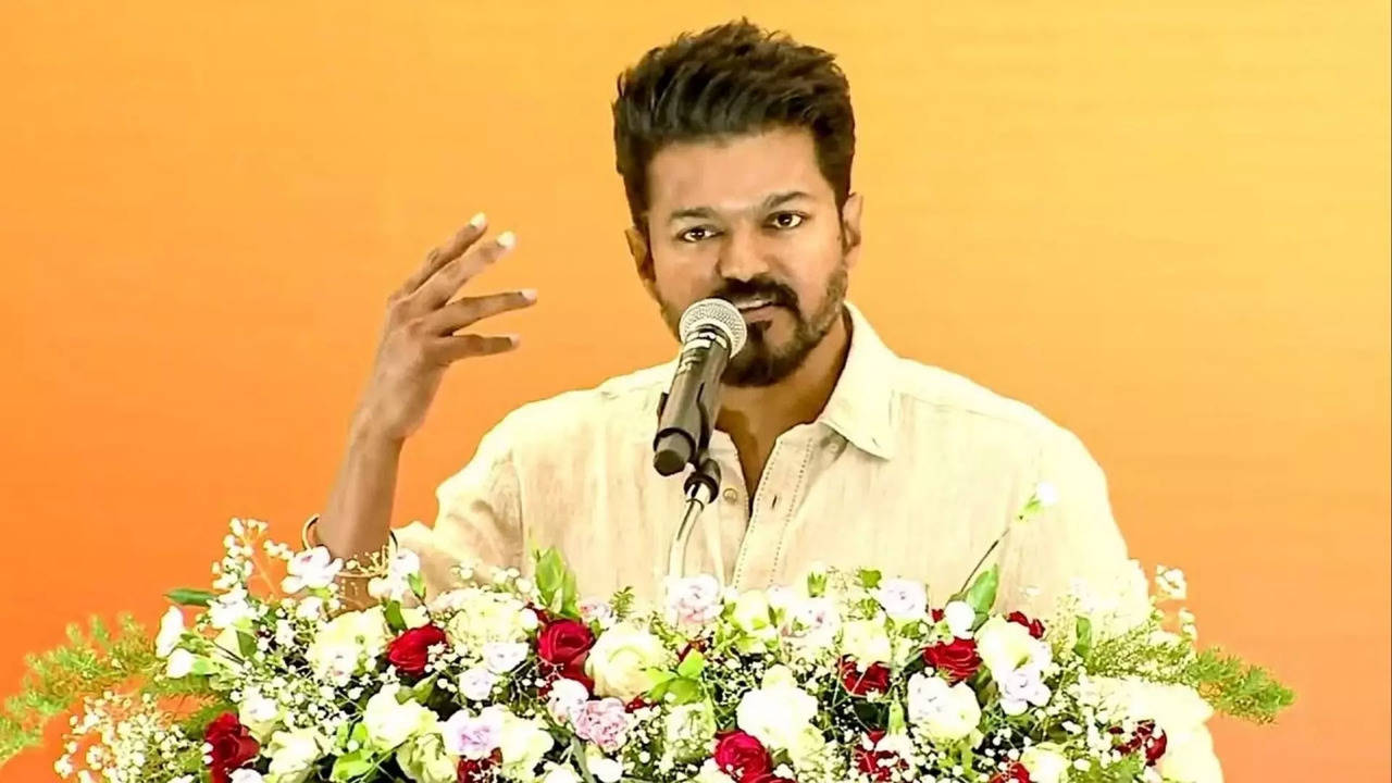 விஜய் 