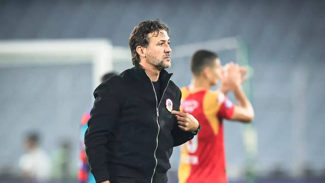 East Bengal Admits Carles Cuadrat's Resignation Was Unexpected: