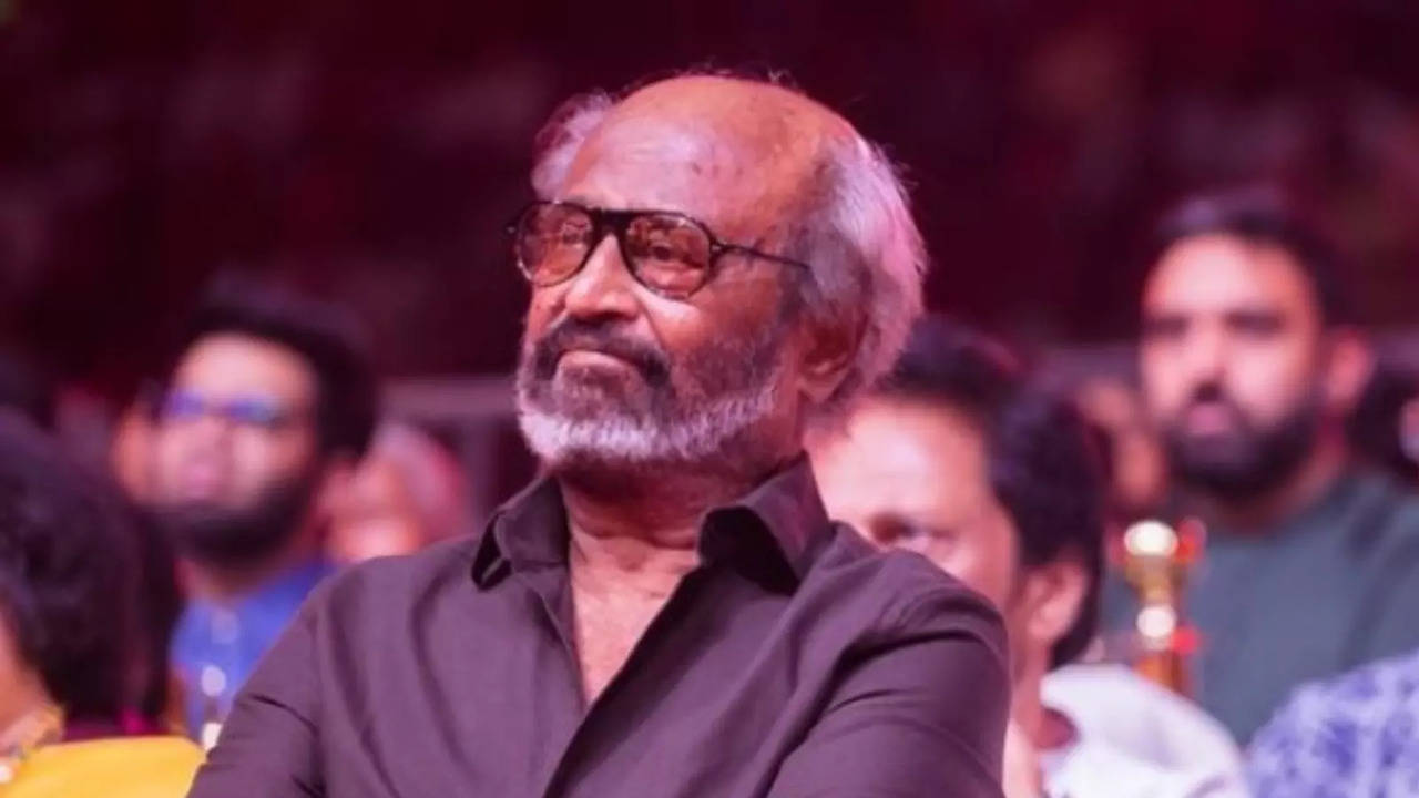 Rajinikanth returns home after treatment