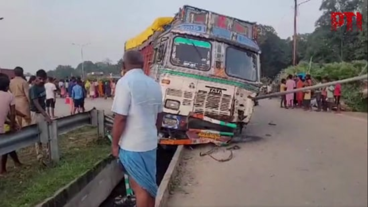 mirzapur accident