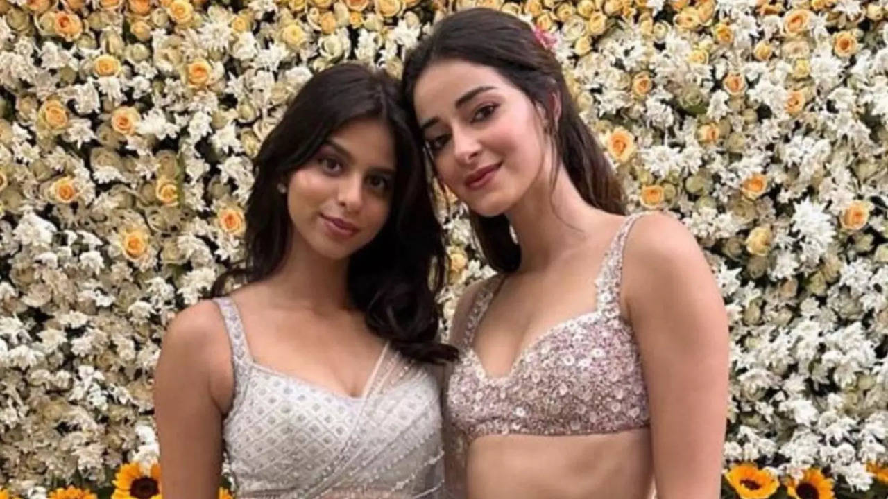 Did You Know Ananya Panday LEAKED BFF Suhana Khan's Number On Social Media?