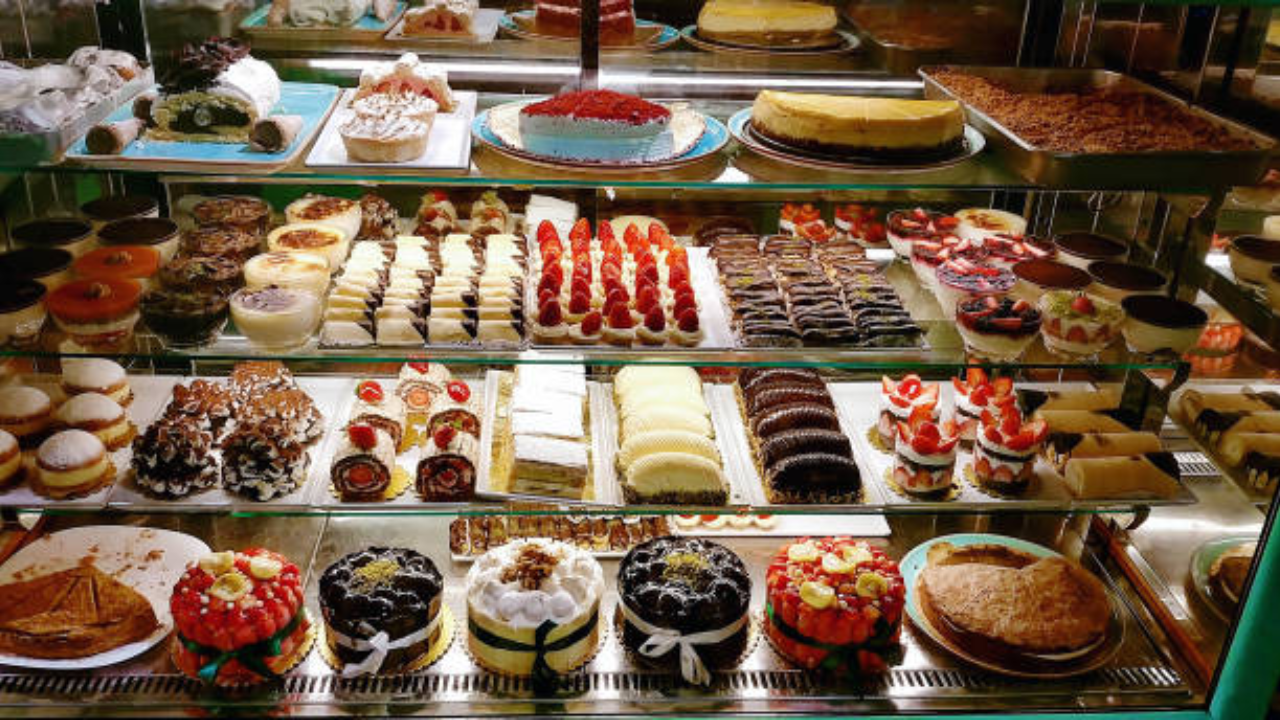 Bengaluru bakeries with 'poisonous' cakes